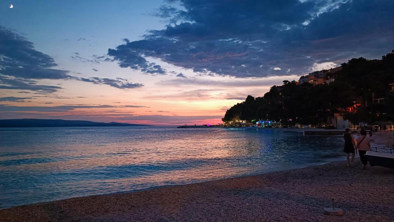 Villa Ruza 30M From The Beach Baška Voda Exteriör bild