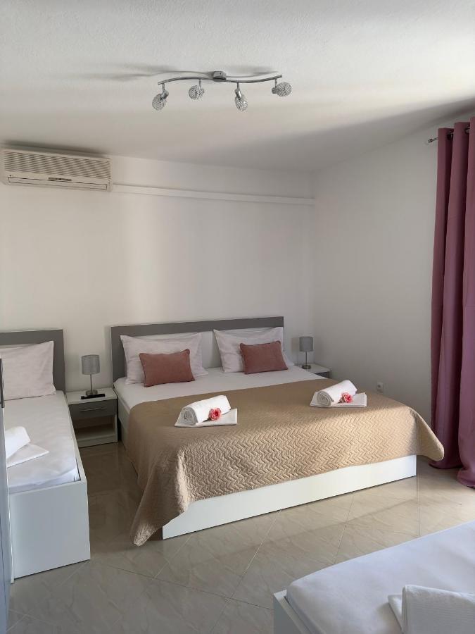 Villa Ruza 30M From The Beach Baška Voda Exteriör bild